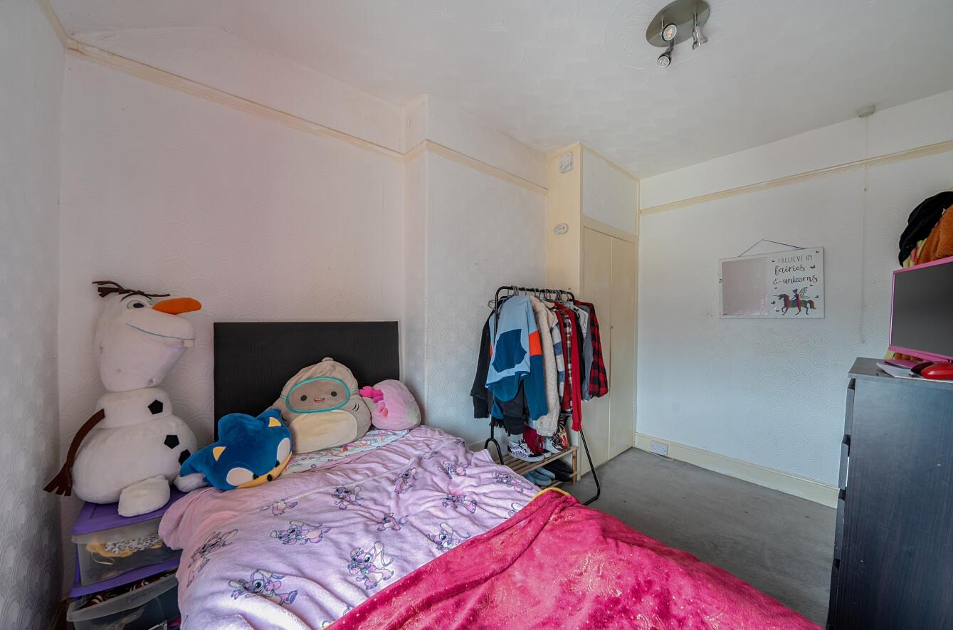 Heol Tregoning, Llanelli, SA15 2BD